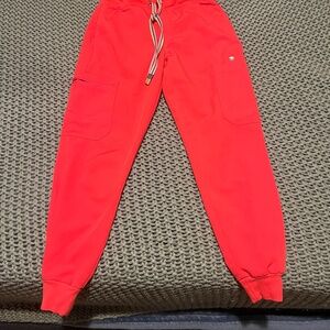 Figs High Waisted Zamora Joggers XS P Hibiscus